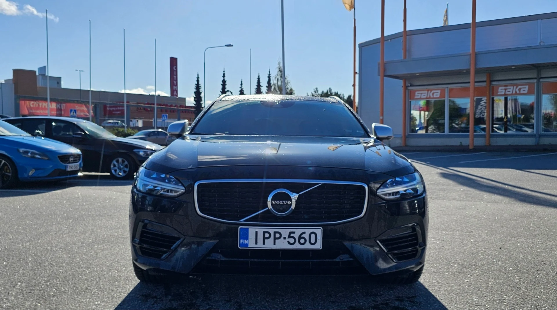 Car Image - 2Tpot4M4X83dtiGQxmoOHZ