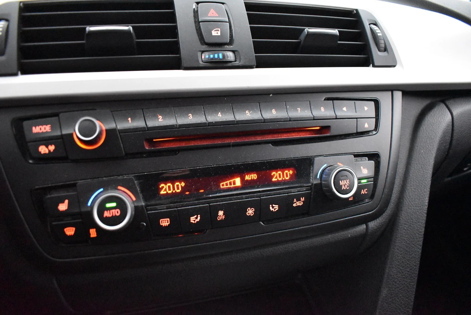 Car Image - 5Zqh14LZB2jTO84X7lRbx7