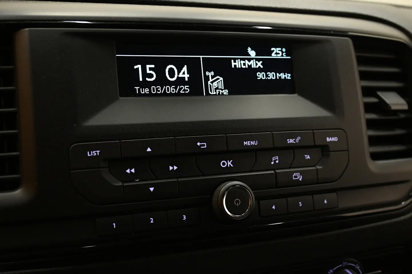 Car Image - 1kX3VQB4ncQfCmPfe7slfB