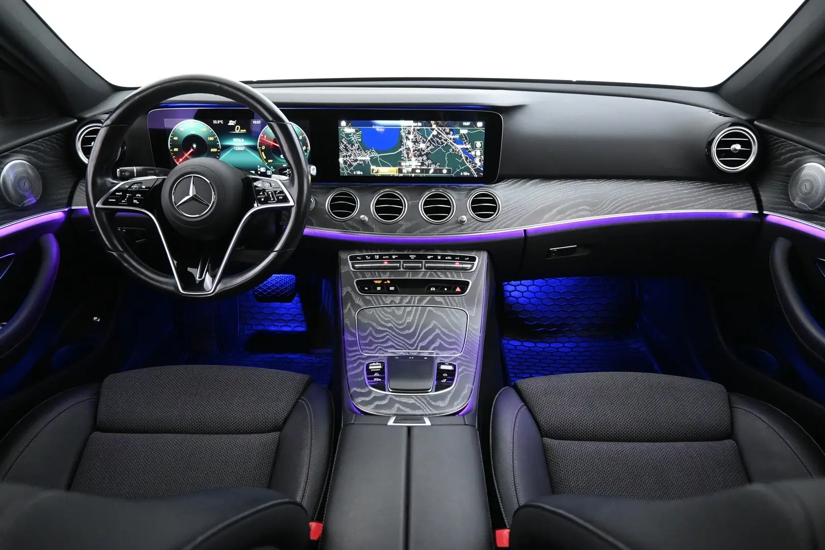 Car Image - 1IfMRQuouA5DKV6YbEFBLR