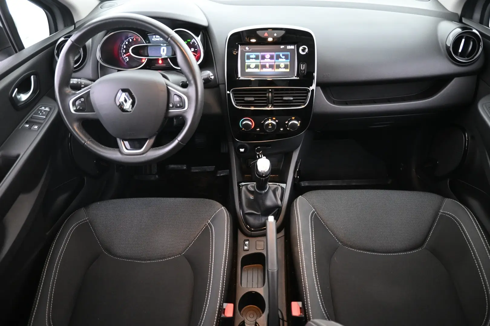Car Image - 1QkjJbfLRtcMcg94J1Yc5V