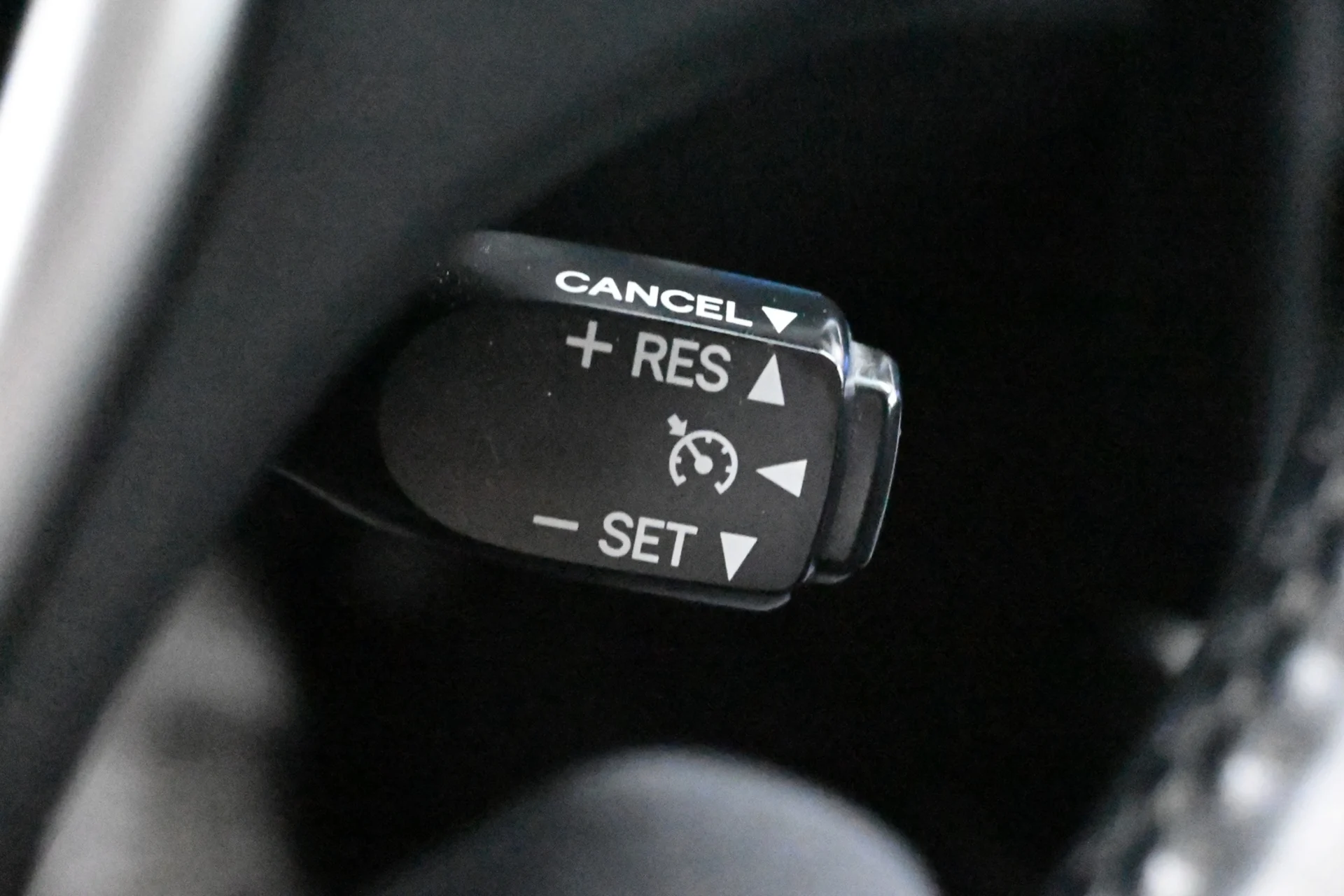Car Image - tWwRIsUF6tVy5L9bVQ7KU