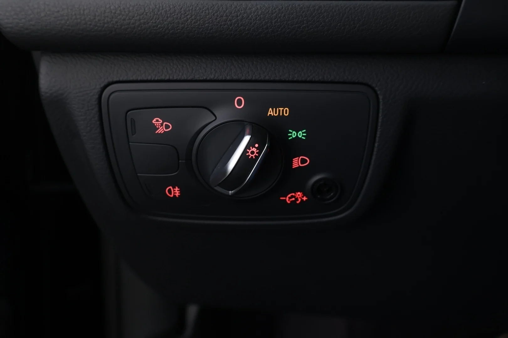 Car Image - 3JqhsSx7fut0DhRaLJWBIX