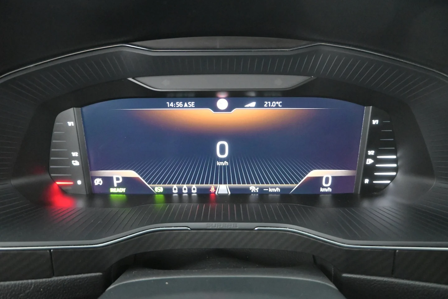 Car Image - 5P0LnYXkrEtlGct9WYMtRX