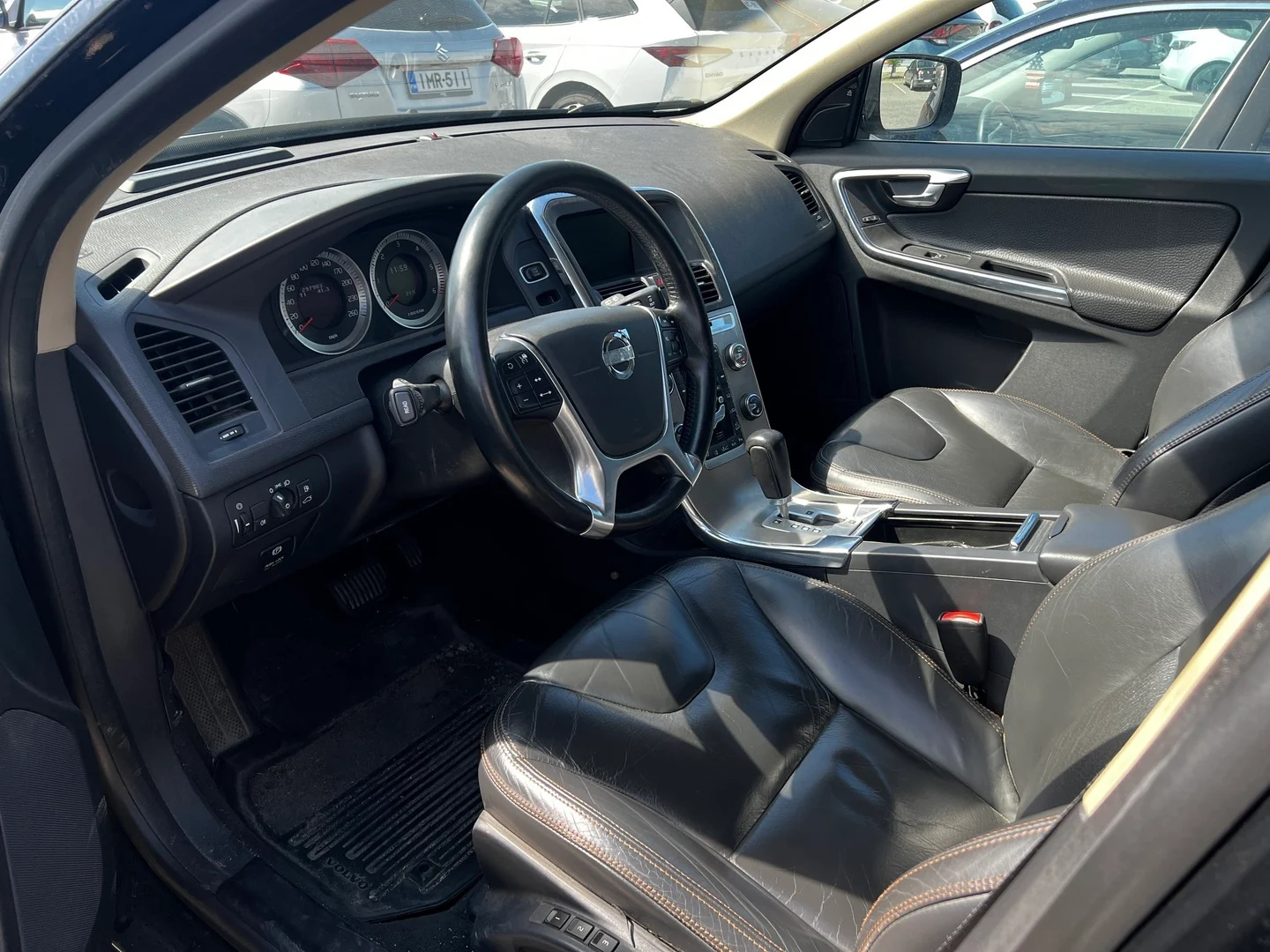 Car Image - 5K0RKD8lqlanTD7S3KBa4B