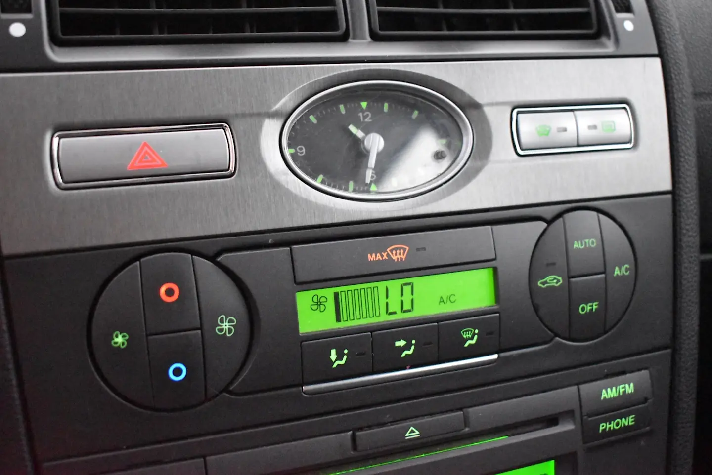 Car Image - 1nNjWIsI5nwTT2aqeBmsF1