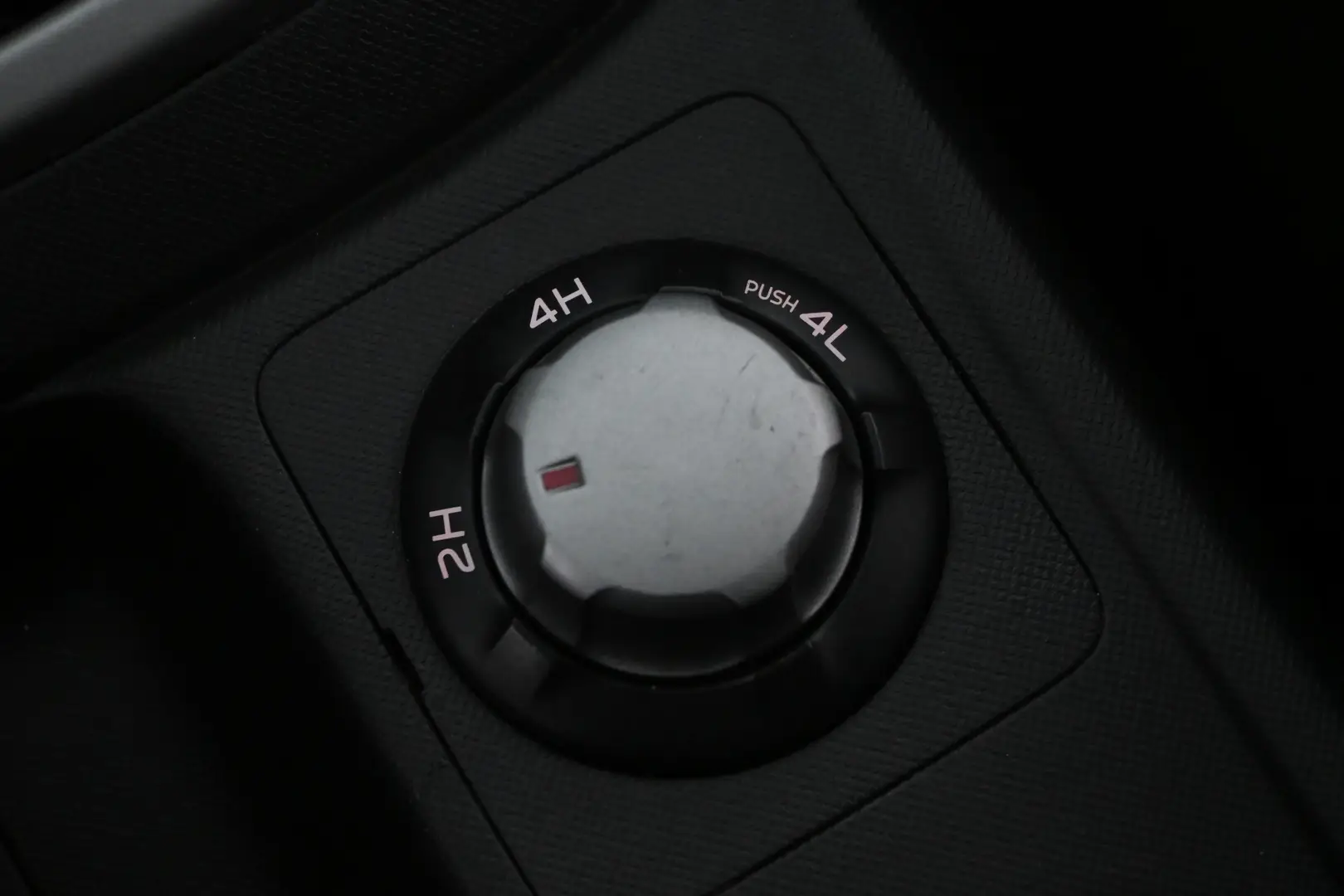 Car Image - 2HdUimkRputJ2xmVfpElsr