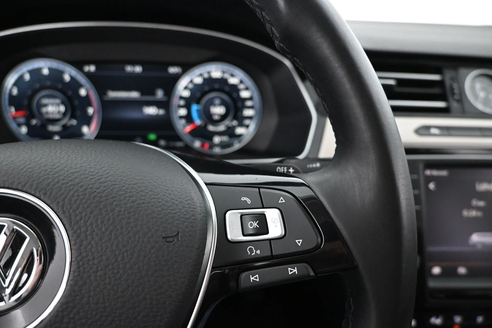 Car Image - 13DUPyOAMMVi84sJe0HFJu