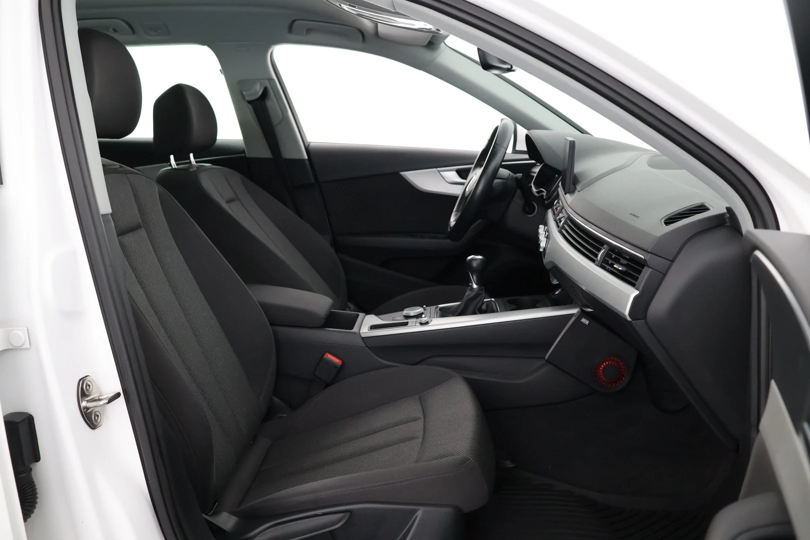 Car Image - 4zkq74FvQ6mAO3NXJvjcqU