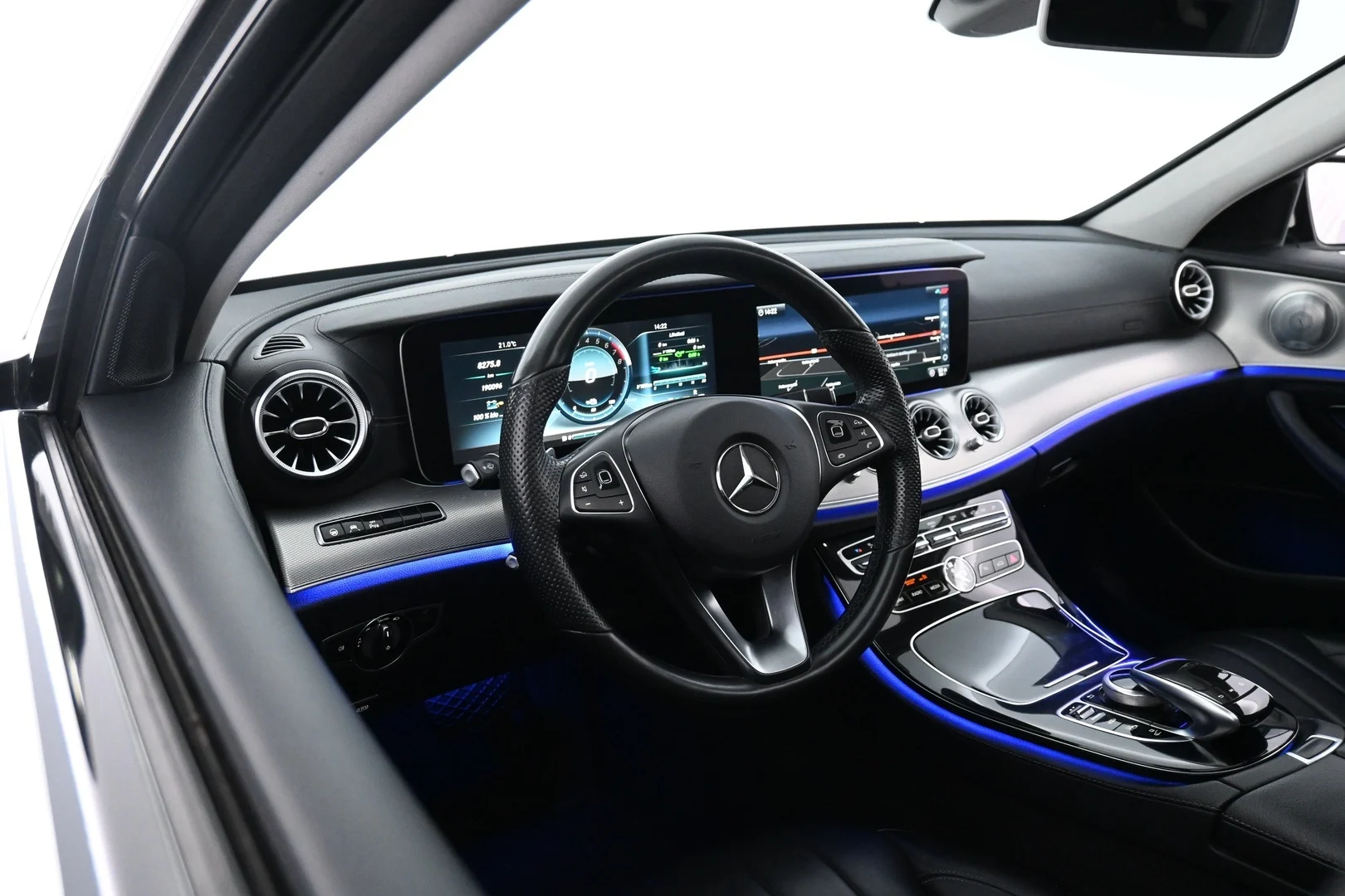 Car Image - 4N6BhU8ahzxI09MTIzBx4S