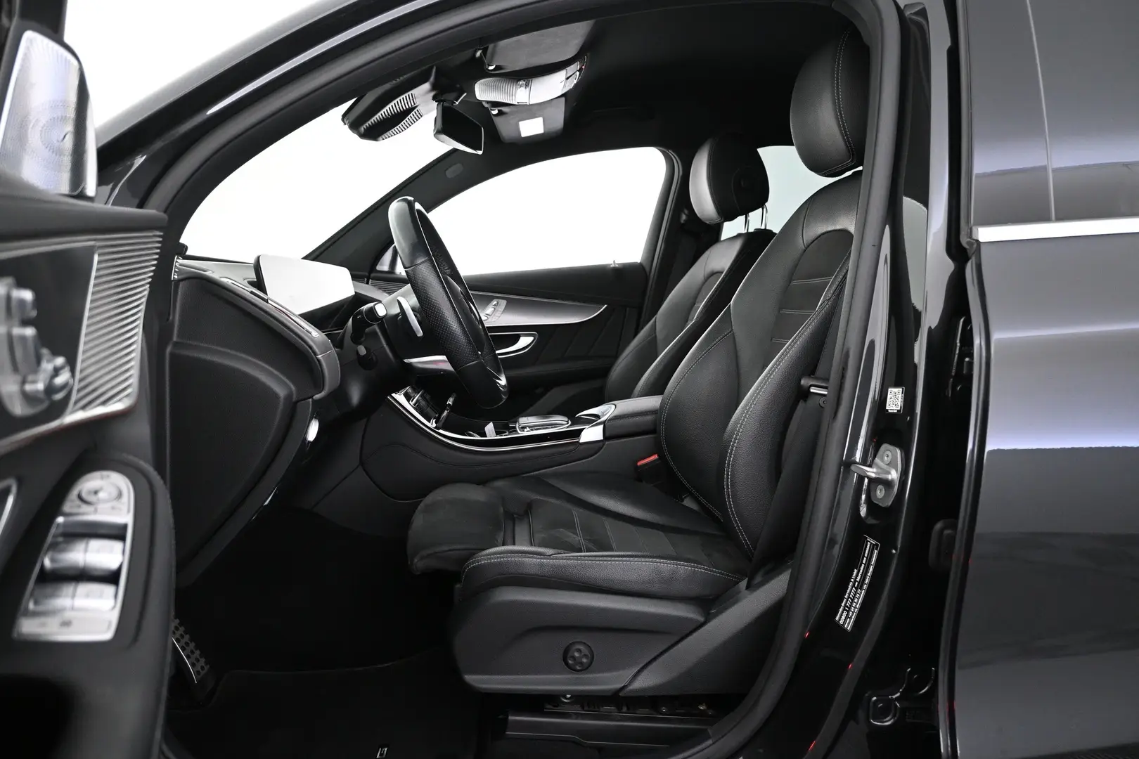Car Image - 7c3sYkwmjVOgTrFe7pRSt8