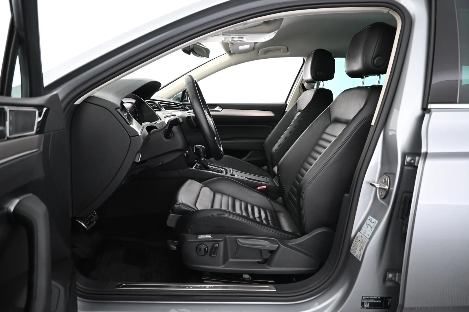 Car Image - 4MZi0NE4h3KdCmNKRxlbQt