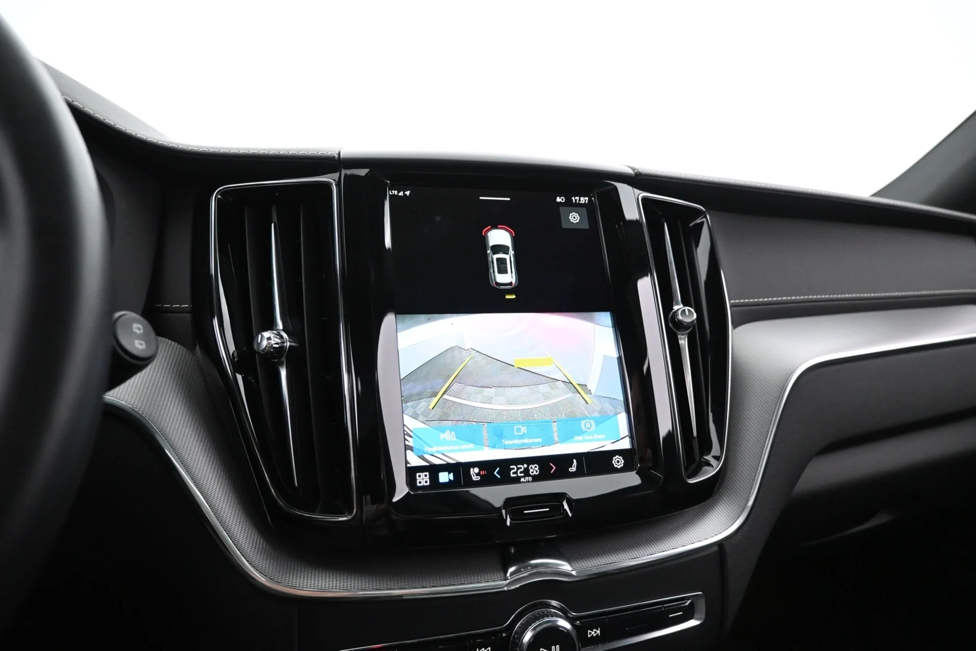 Car Image - 4LNRrA6vgtepW90o9H7vlx