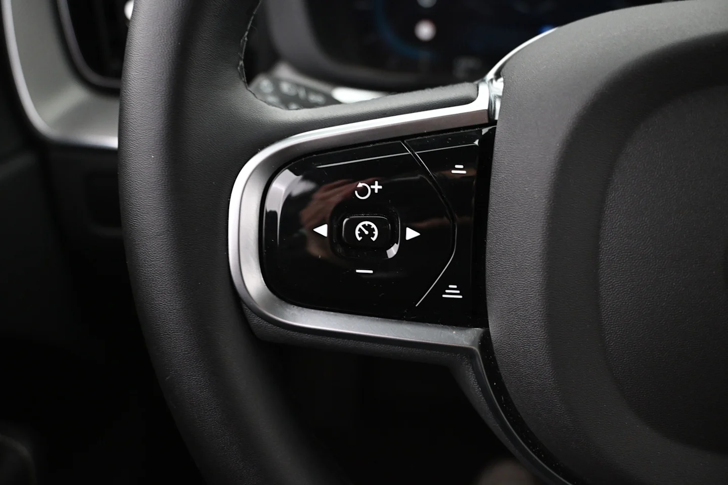 Car Image - 3F3bcpxmFnjolCL2mA46uL