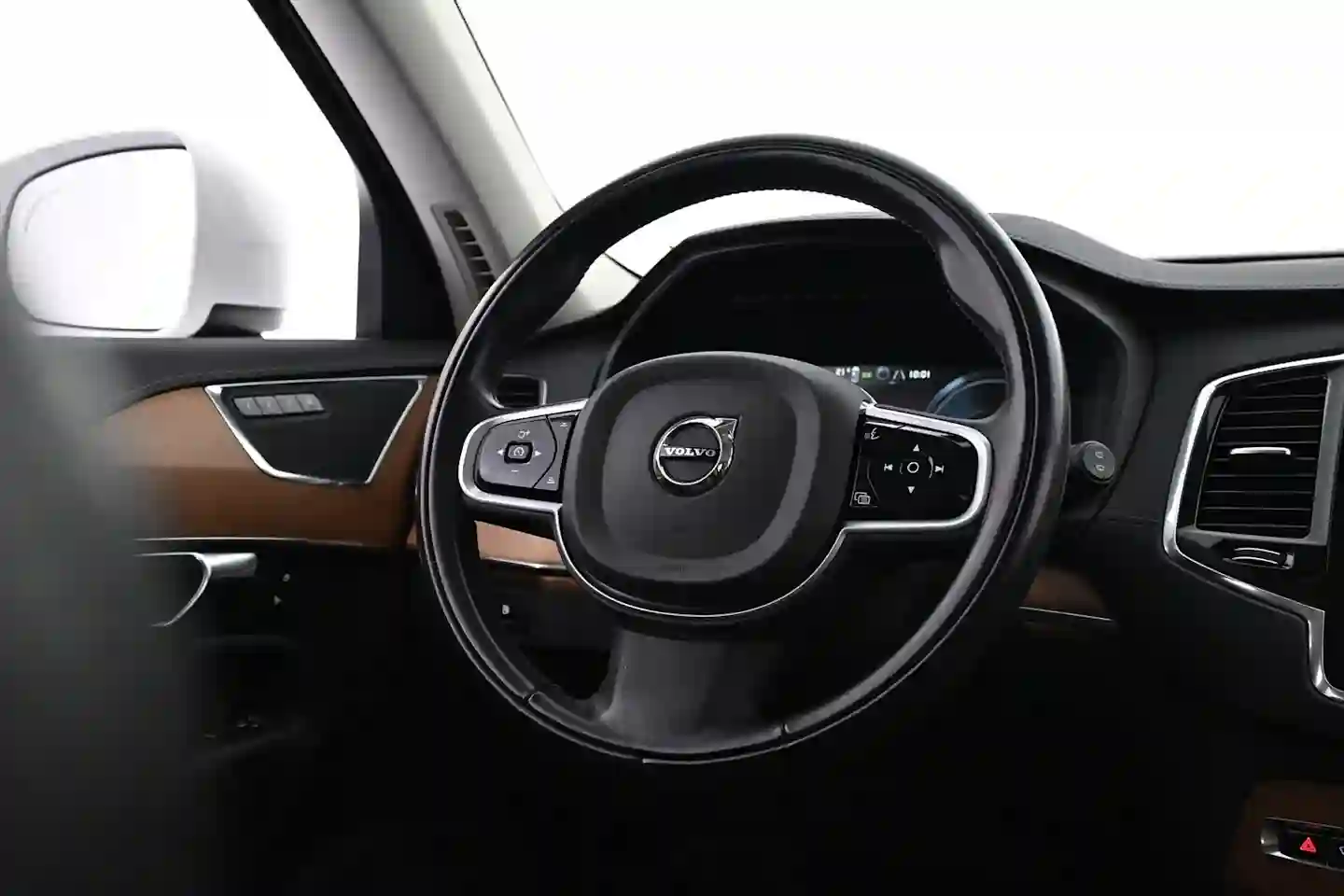 Car Image - 5qyLj4gXbXmKGYMWqBGLkk