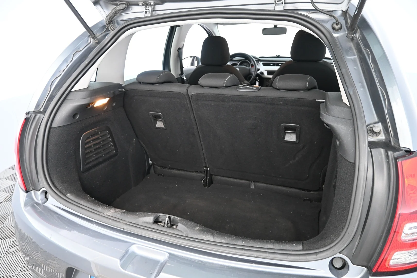 Car Image - 6gJwh6nIrmrunQFlpyuWDg