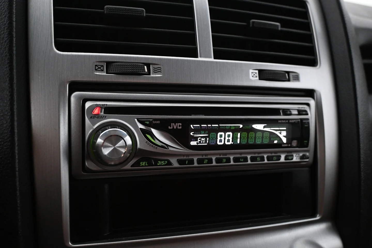Car Image - 2sM7GPysRuugmp1dzuLX0S