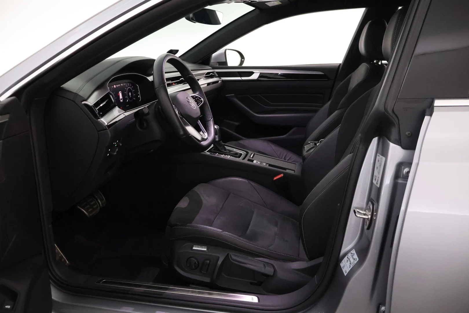 Car Image - 4PrV27CI6KwPxfOuwltM9U