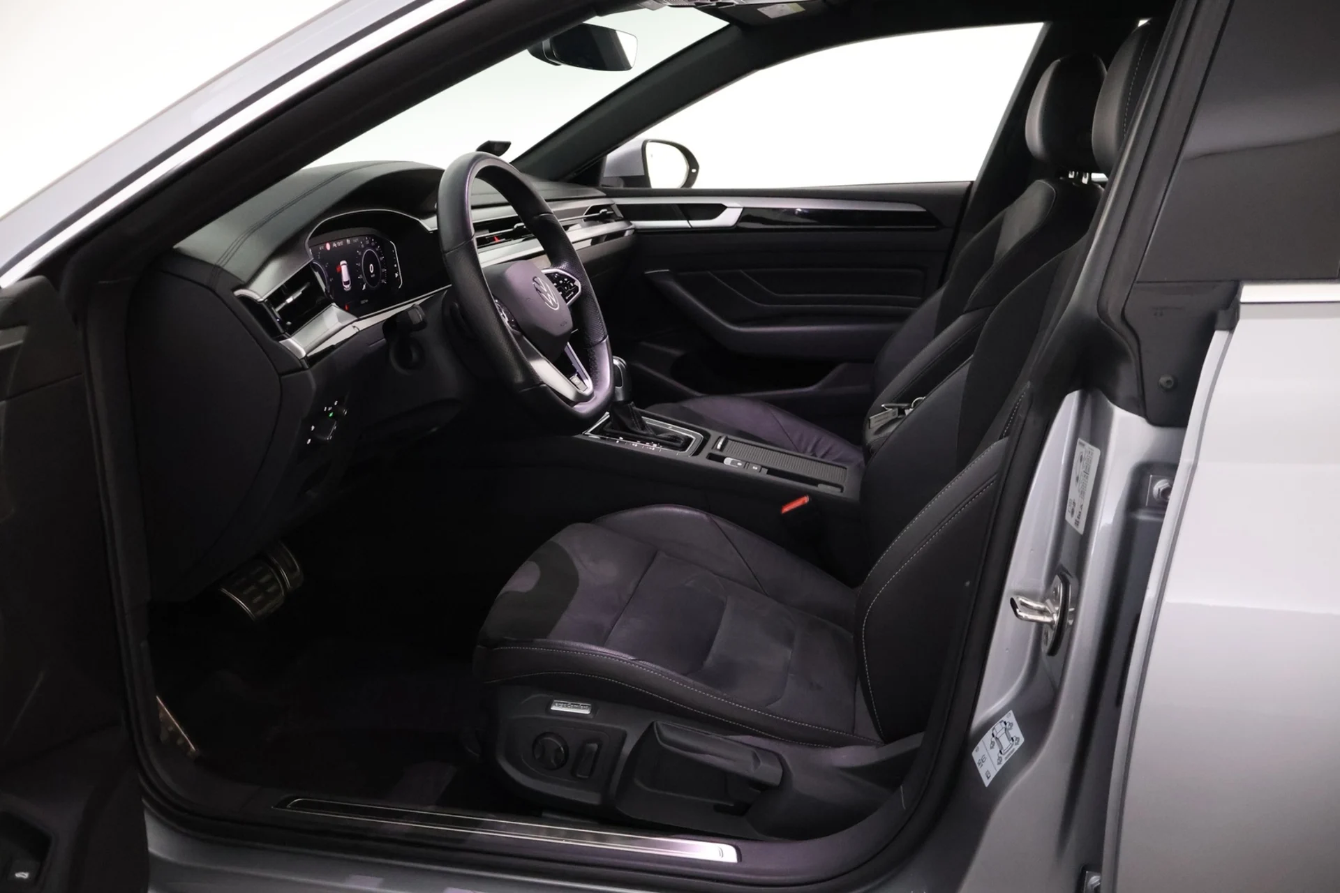 Car Image - 4PrV27CI6KwPxfOuwltM9U