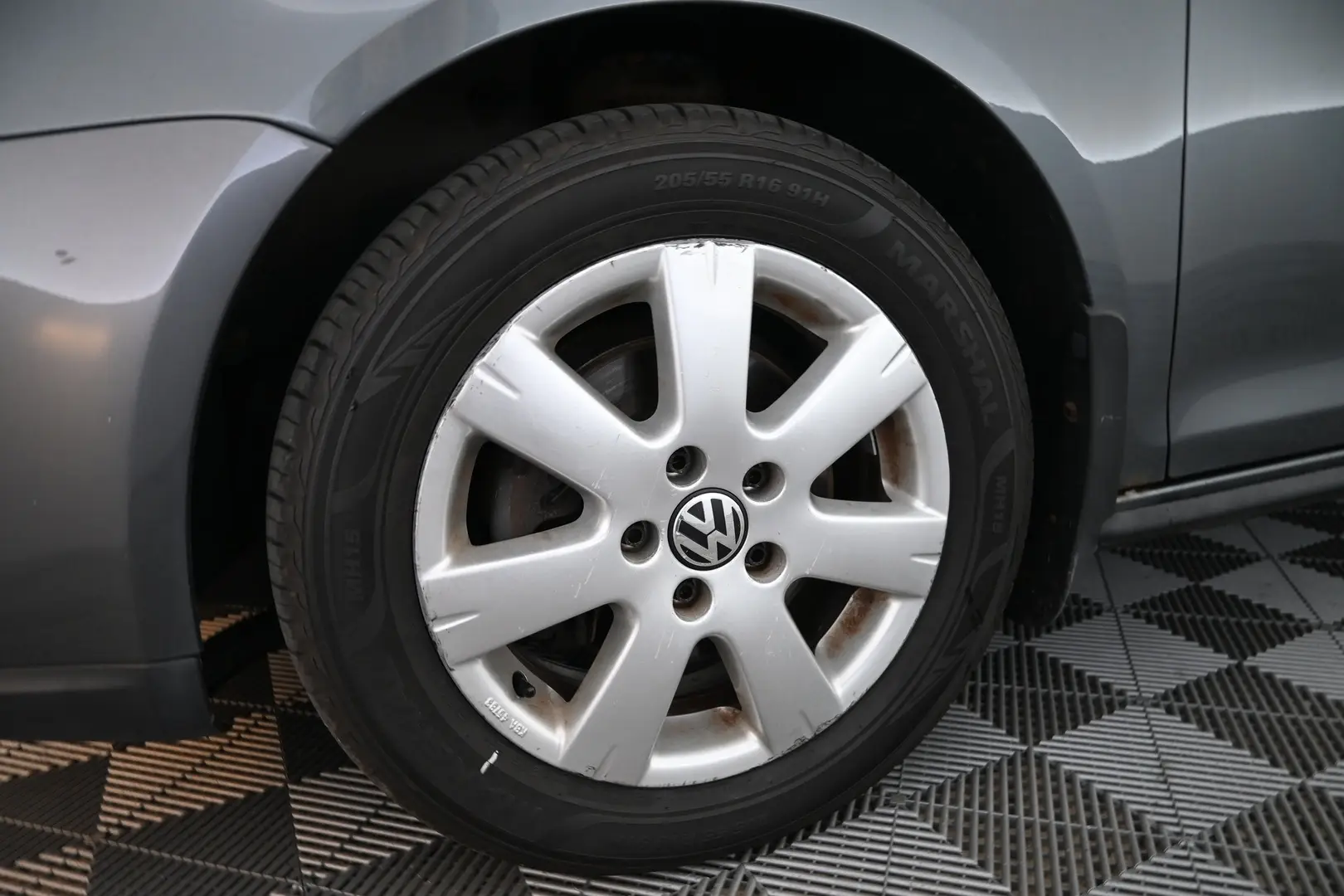 Car Image - 7lxn6QdnNDs6wZlo2qVucM