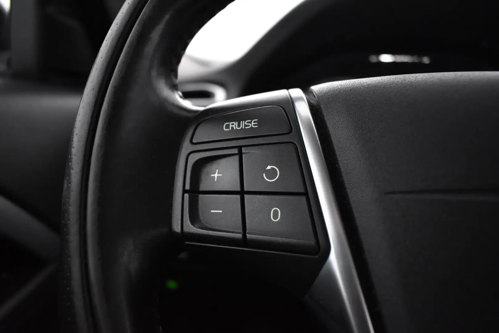Car Image - 20HRmBiSHiWPD0k6SBtVWc