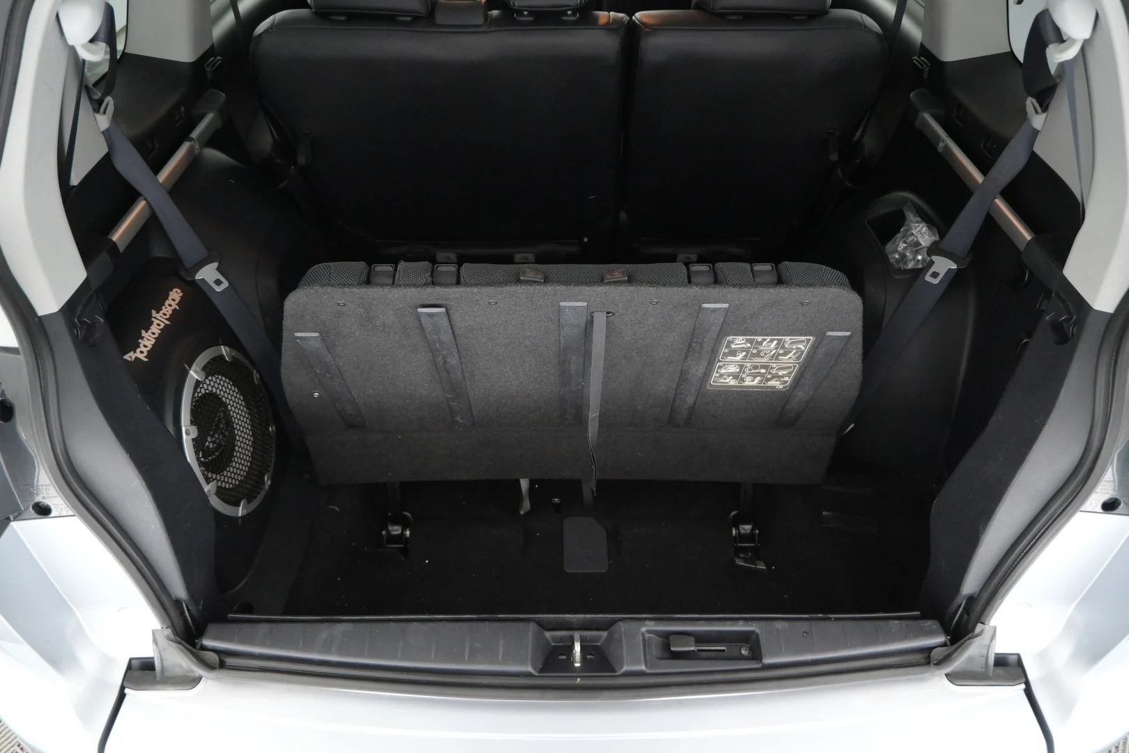 Car Image - 5b9oX0ORRZJziqx1yZTtcB