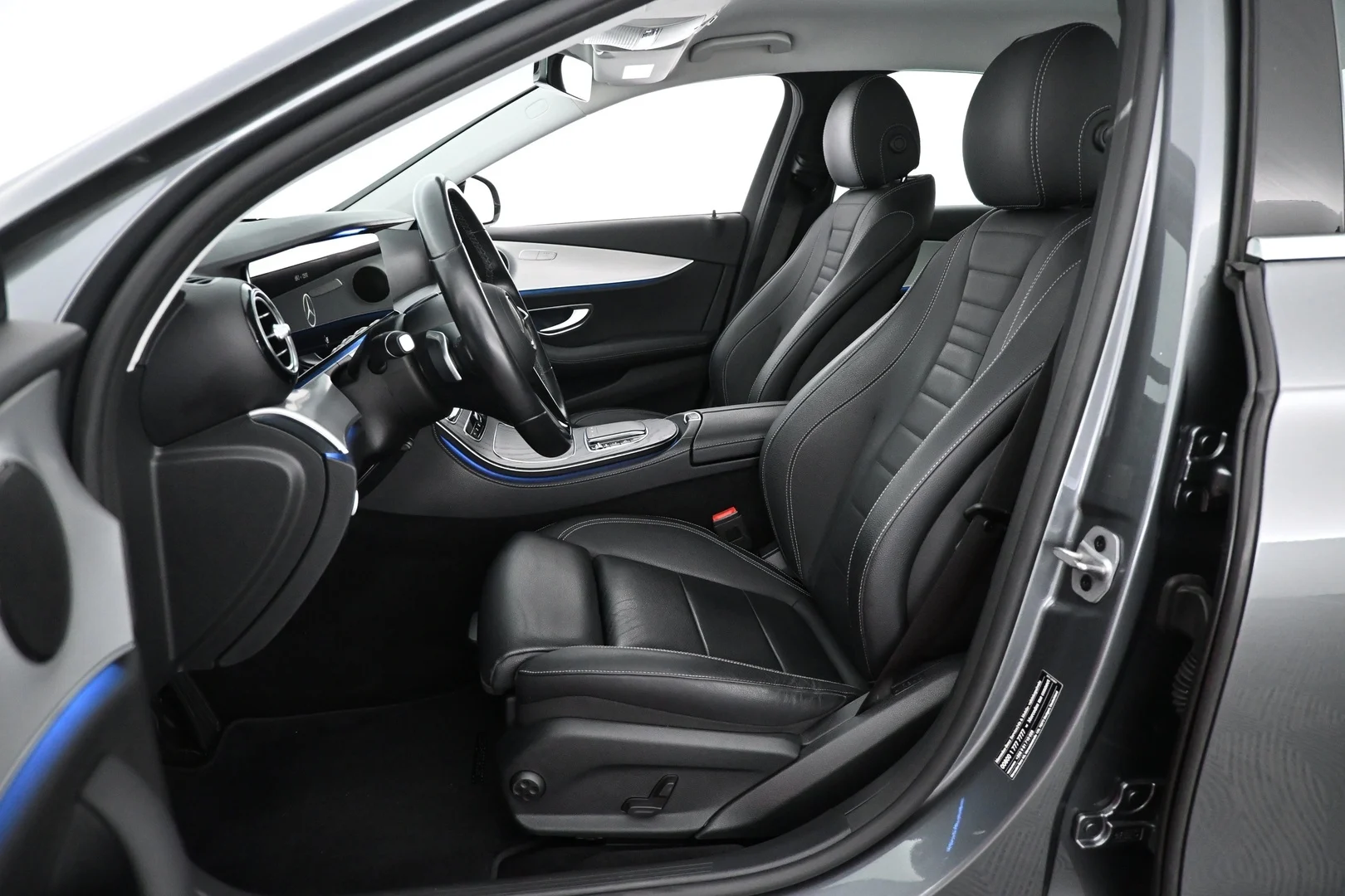 Car Image - qBbLFdbz9InBszjdJl3Ja