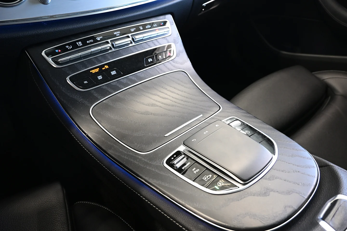 Car Image - qBbLFdbz9InBszjdJl3Ja