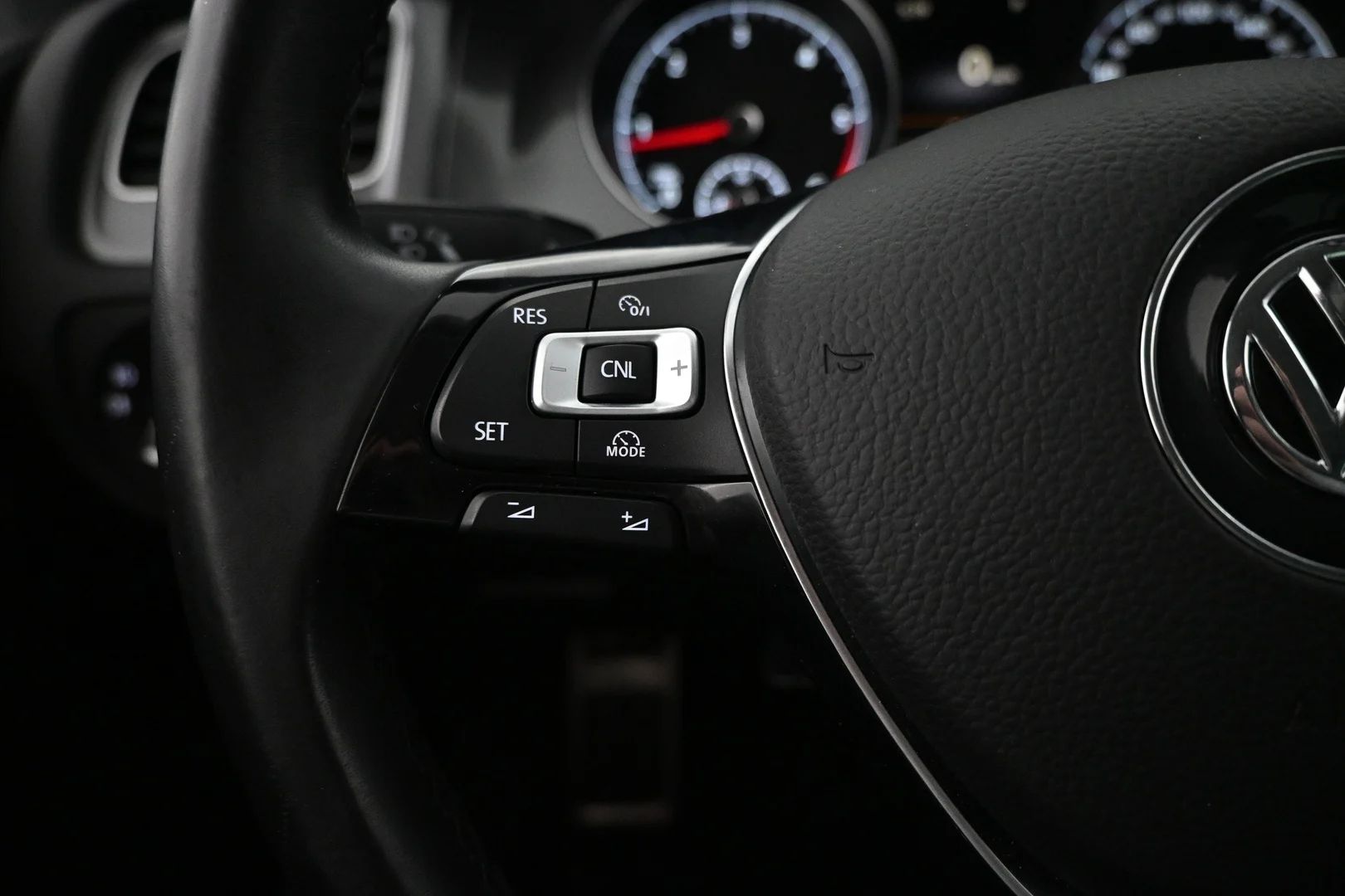 Car Image - 4Uw6xPPvVYV6X9UCALYO6L