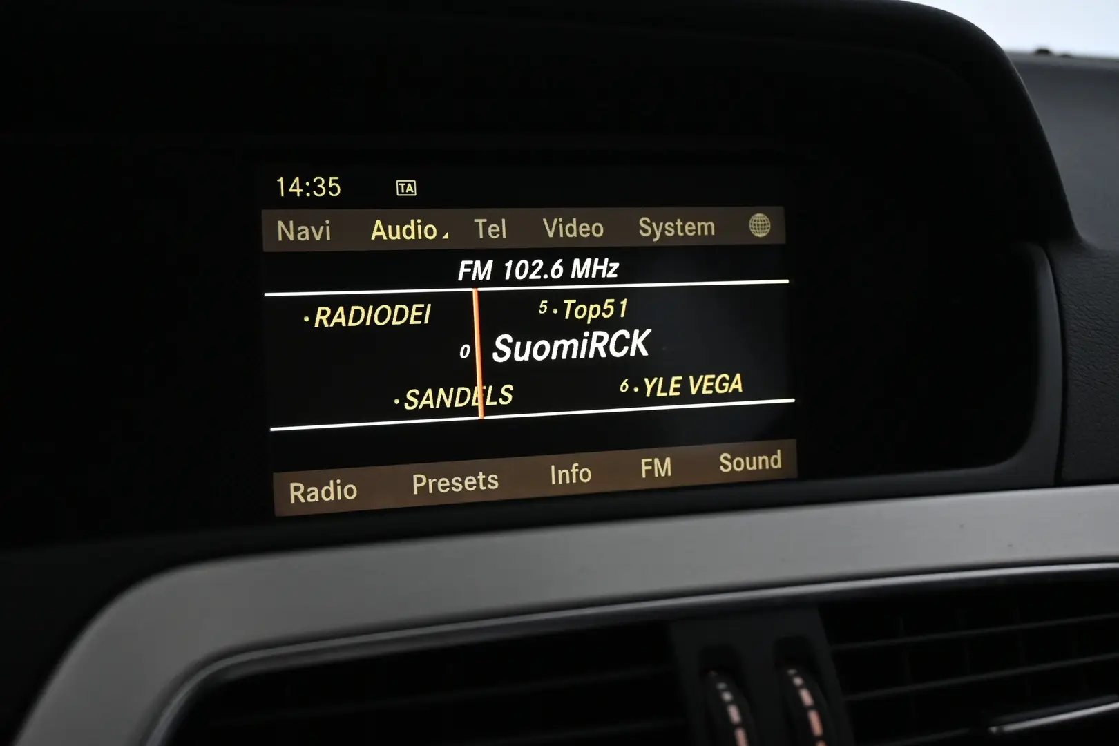 Car Image - Vd2DKOTgNk8j20LxE4E9e