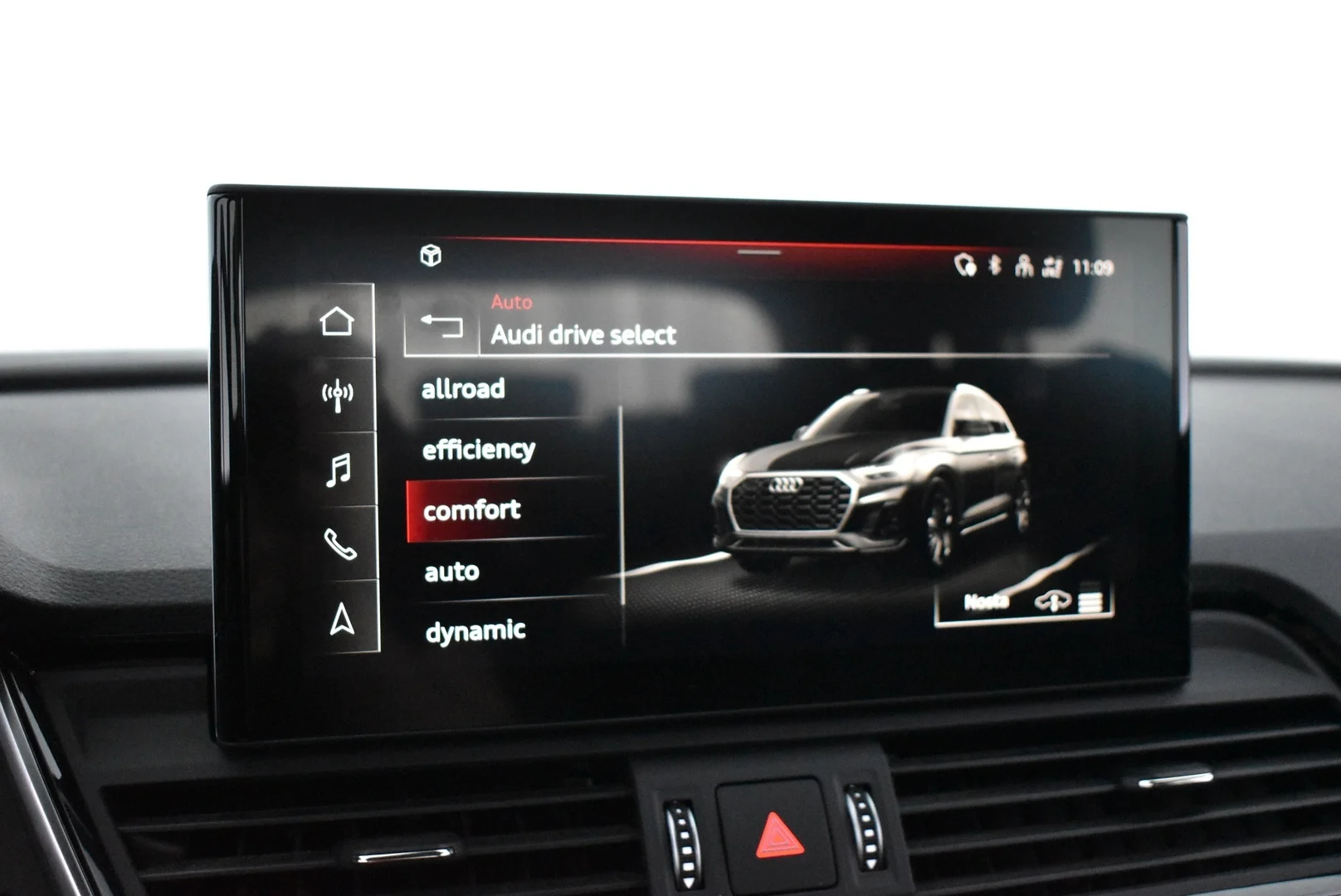 Car Image - 4LrhCw6ytbHGItGXptBhhN