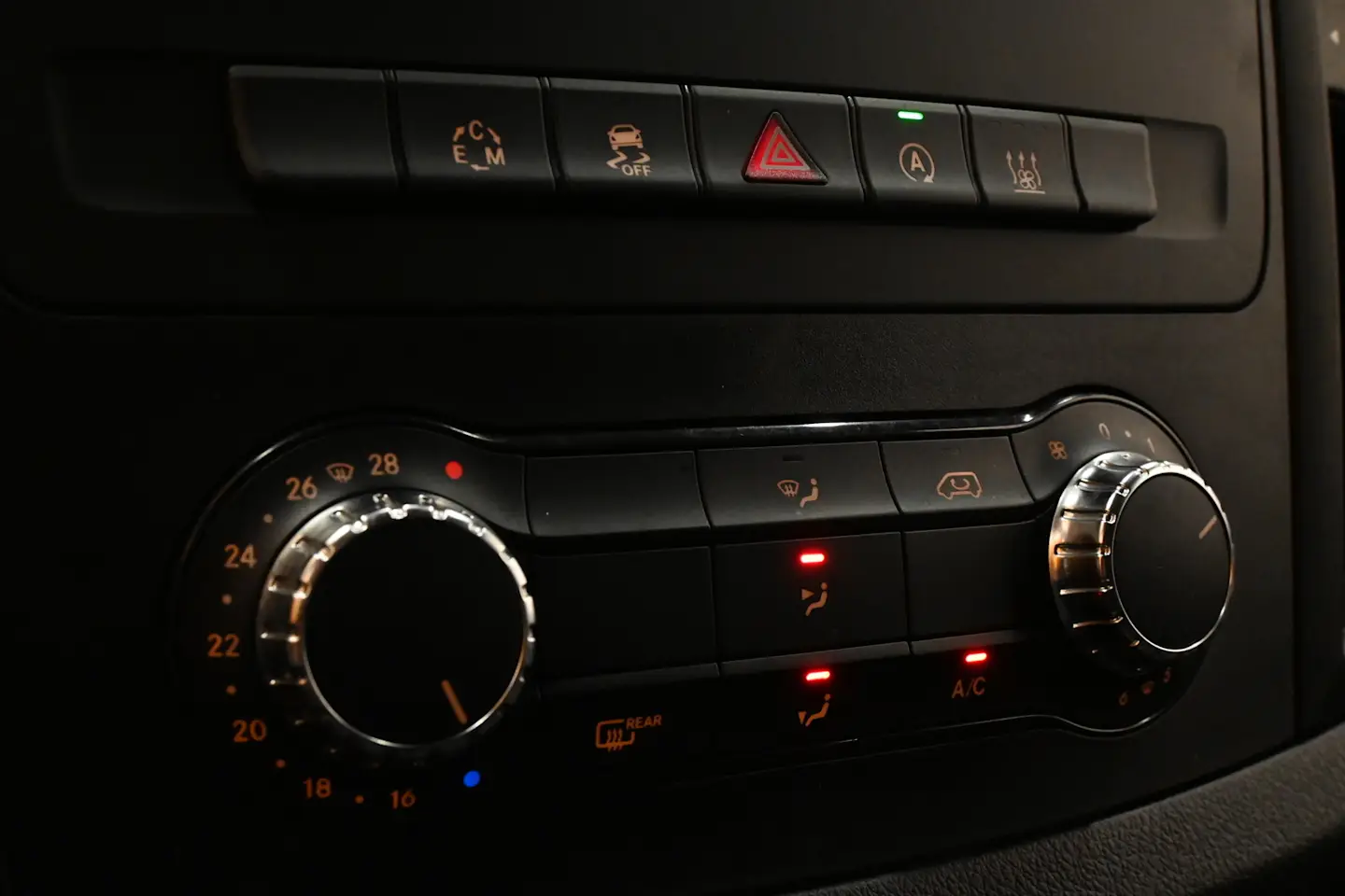 Car Image - 237KLGyLfifPmkbZaeP8lX