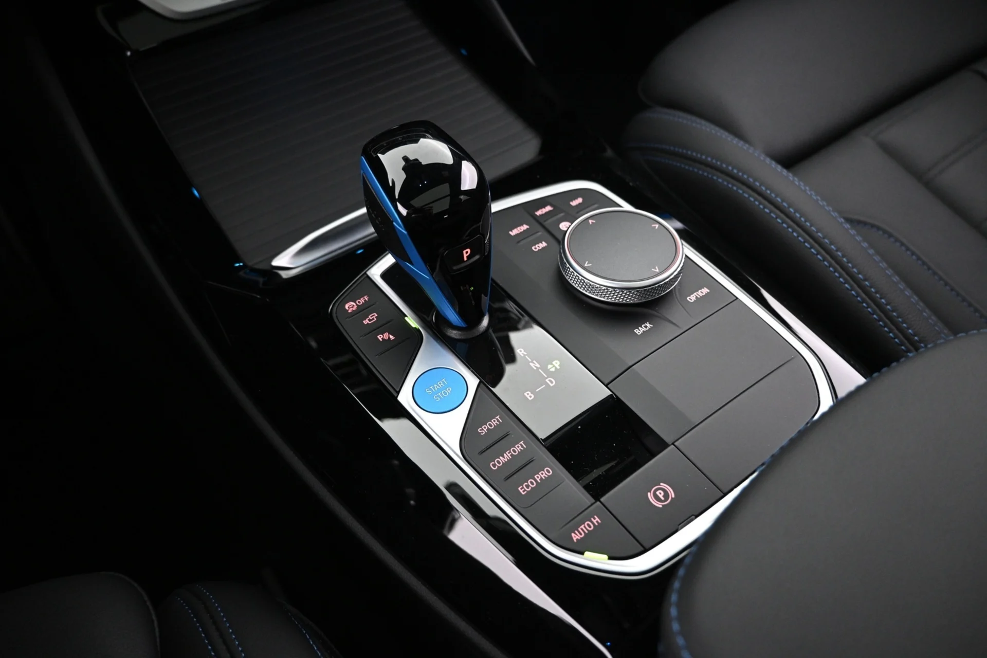 Car Image - 5Y6mhNcFjUHr9Ig45UNBfc