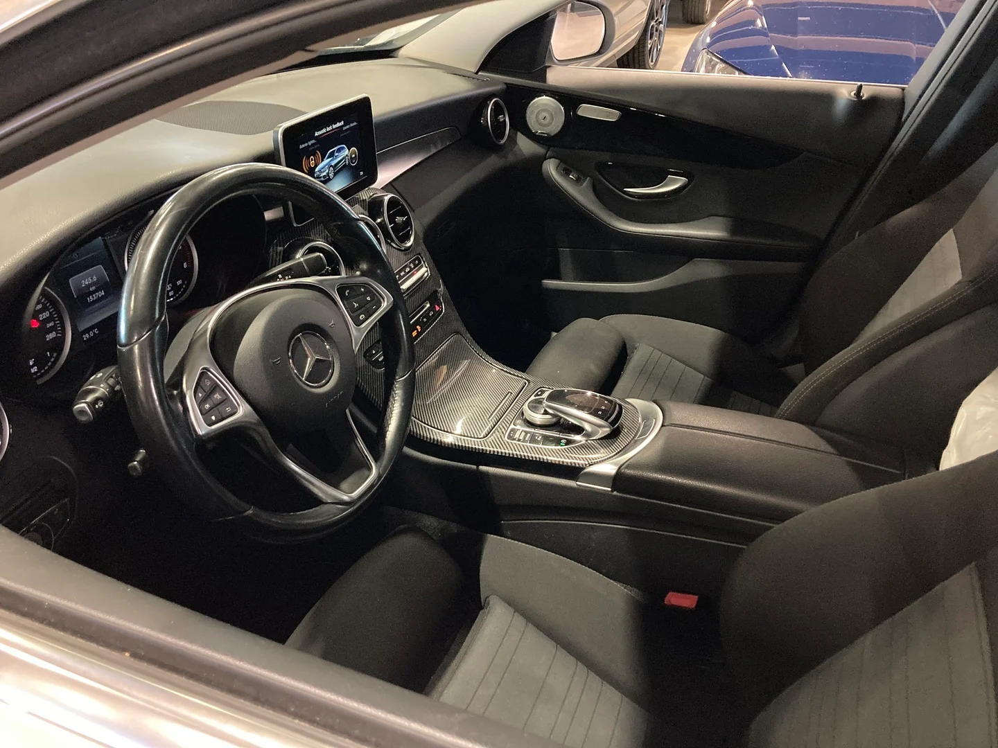 Car Image - 4xOCFbuPaTGxK8LLw3P0ps