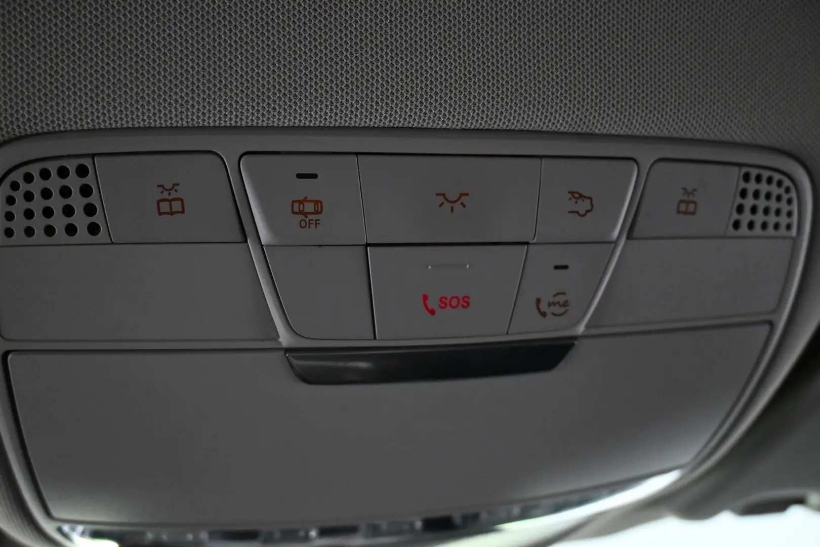 Car Image - 6dVAVa2QdXAyjtUO5Q7m2l