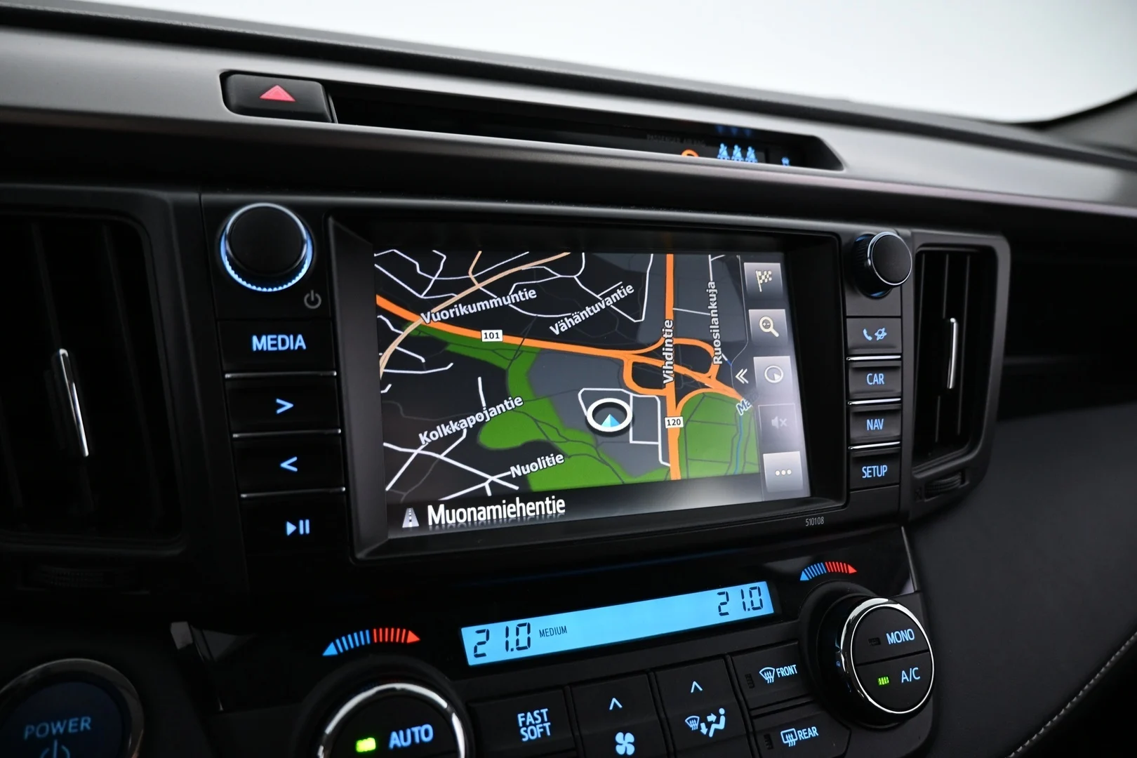 Car Image - 74bFHYtM0r4TXBHWLW6bDr