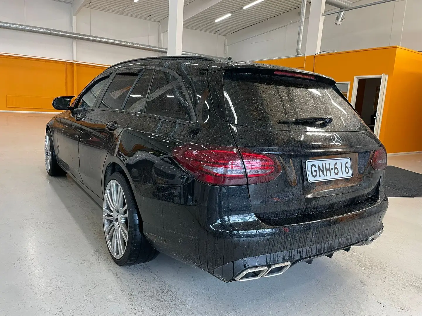 Car Image - 2anlMw8UNewOuRbPJCOoCE