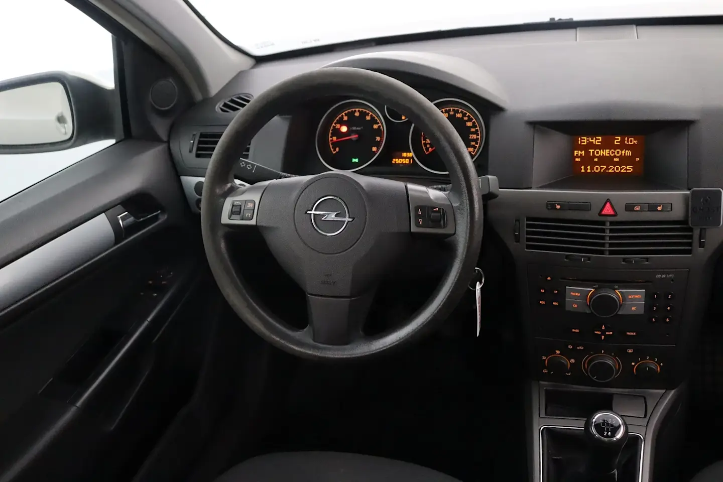 Car Image - 3AGoQcn87OfXCDOnvGxtk9