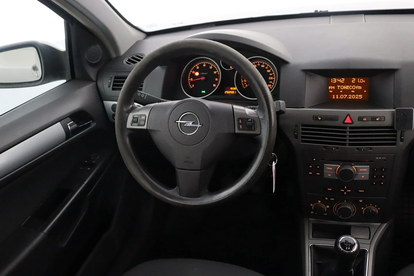 Car Image - 3AGoQcn87OfXCDOnvGxtk9