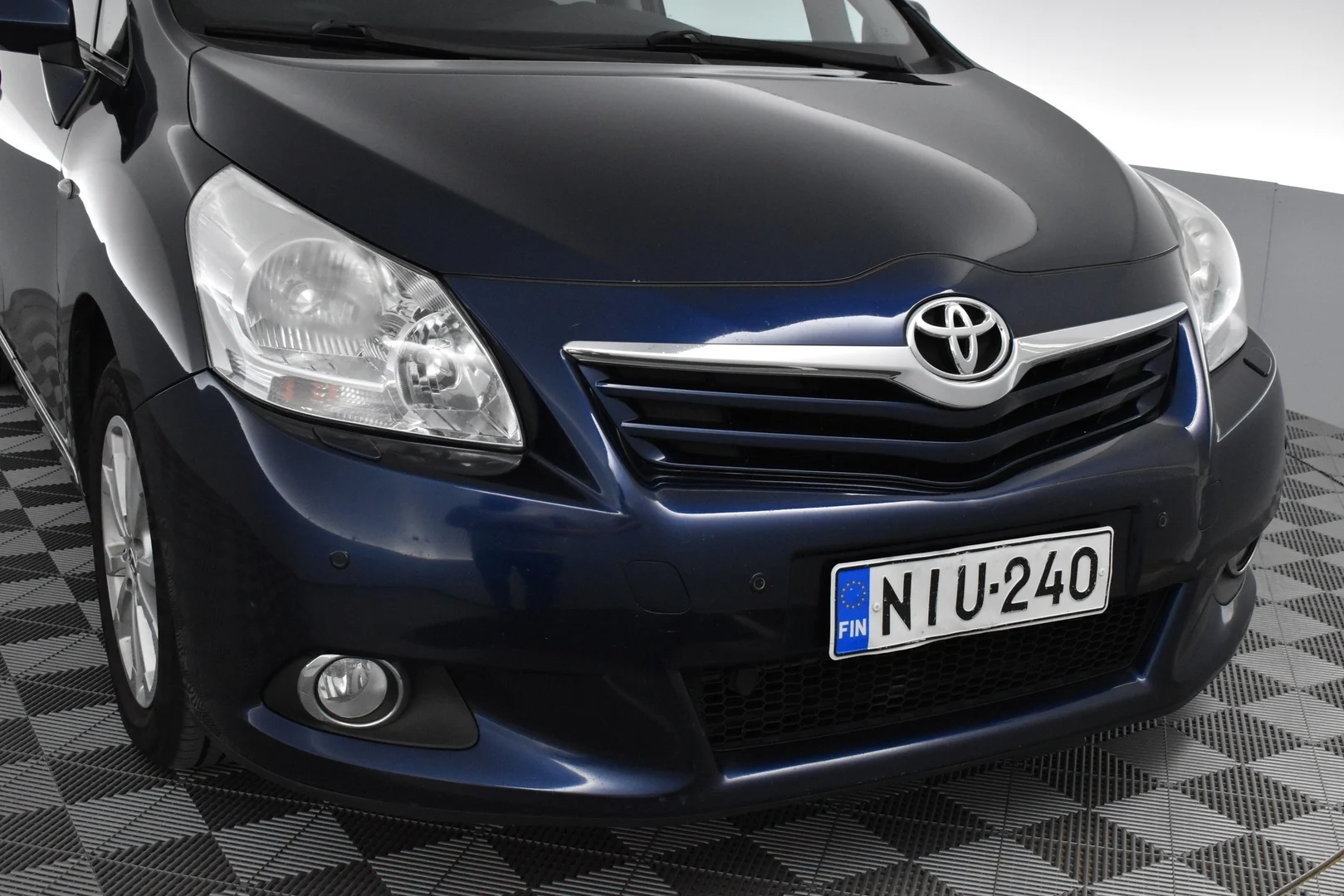 Car Image - 6cuSB8wtJ8dDHA18CU6kGo