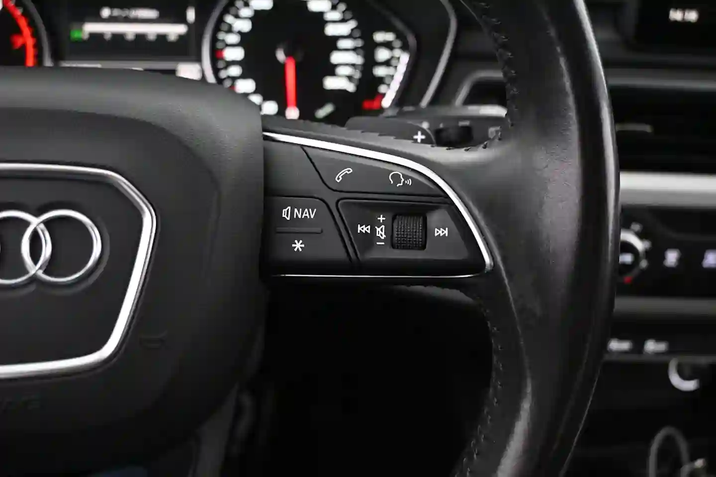 Car Image - 7Ji2oQ9T0EyNeCa5CV9ZKj