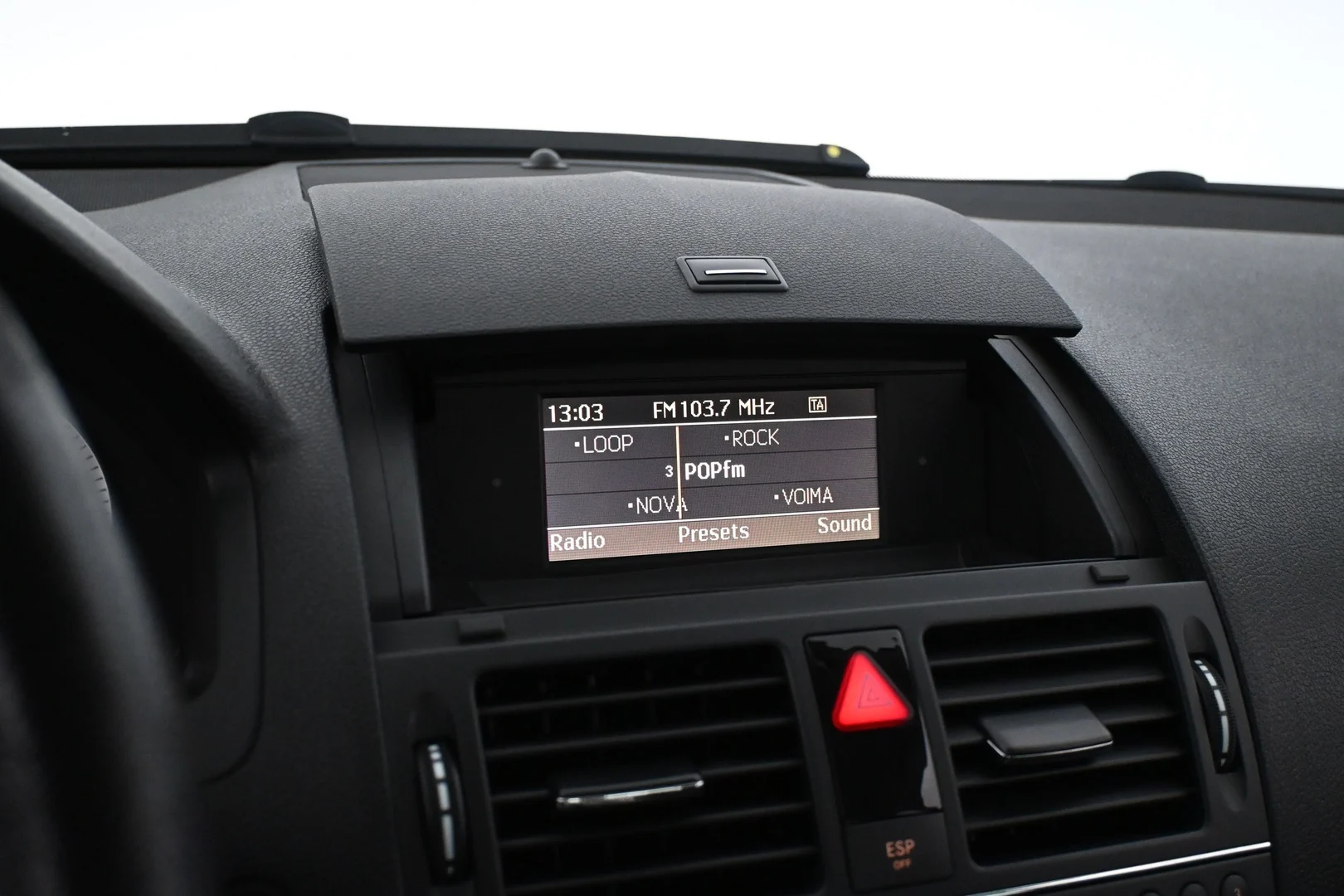 Car Image - 2cVxRjBnHZotTZbMOexOmV