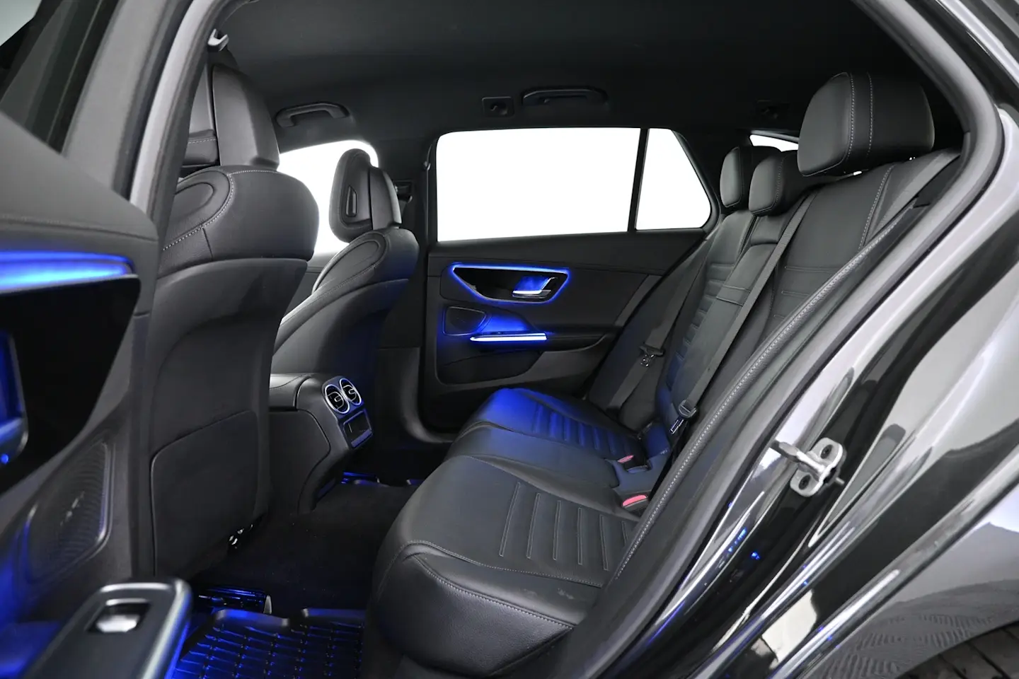 Car Image - 6wC6dlVBCWbJ5RjLPe47et
