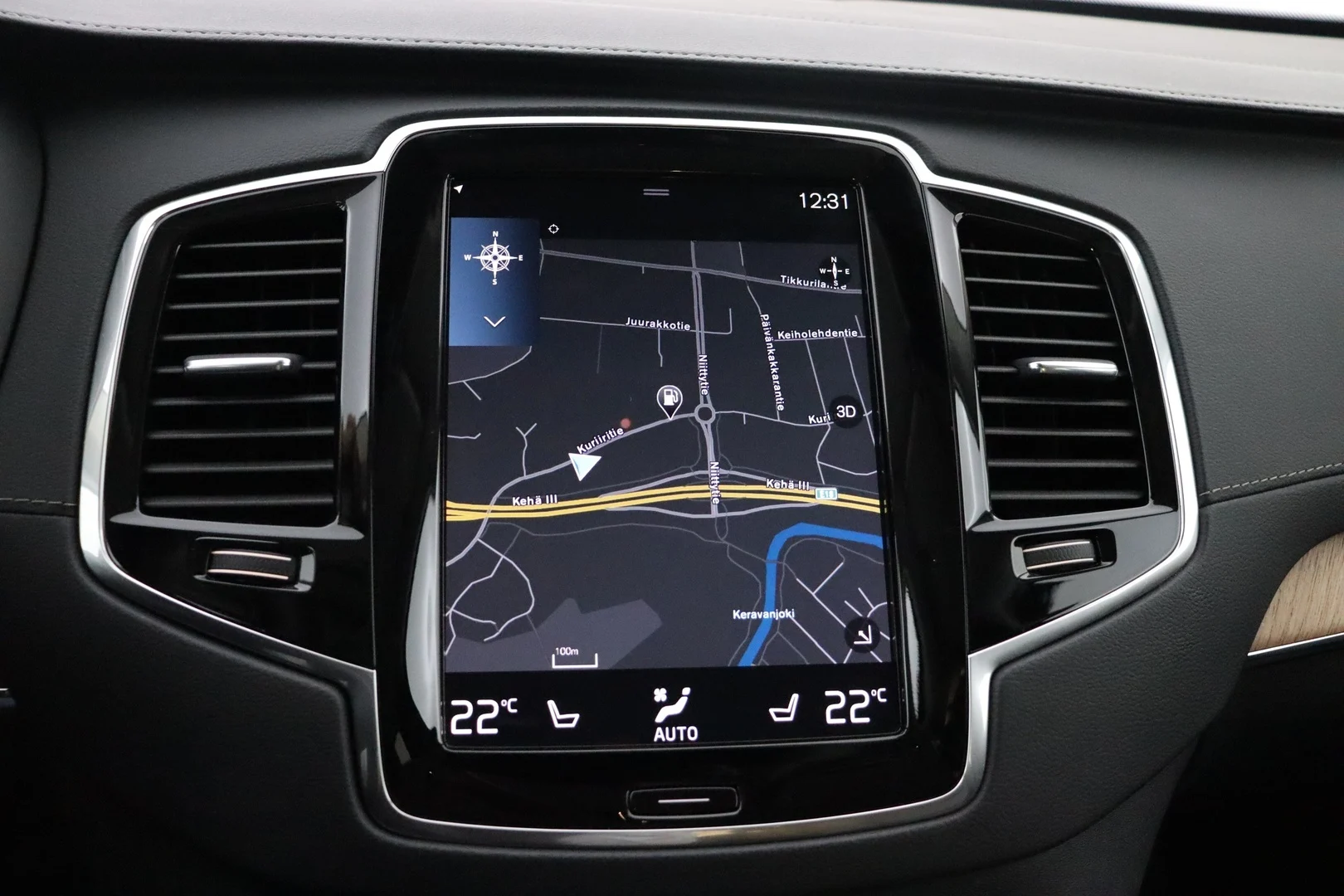 Car Image - 2MBbTSDhgg1PyLUQXcRg6E