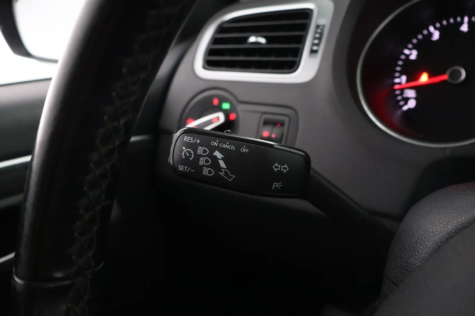 Car Image - 1qZ1jK59Ku1J8vi0pvpgO4