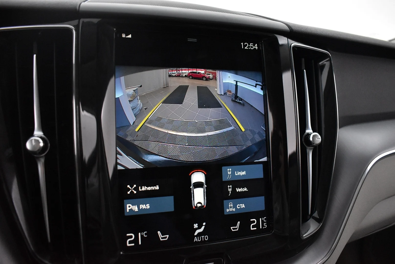 Car Image - 4V9pewDpmqK72xijPb7uMD