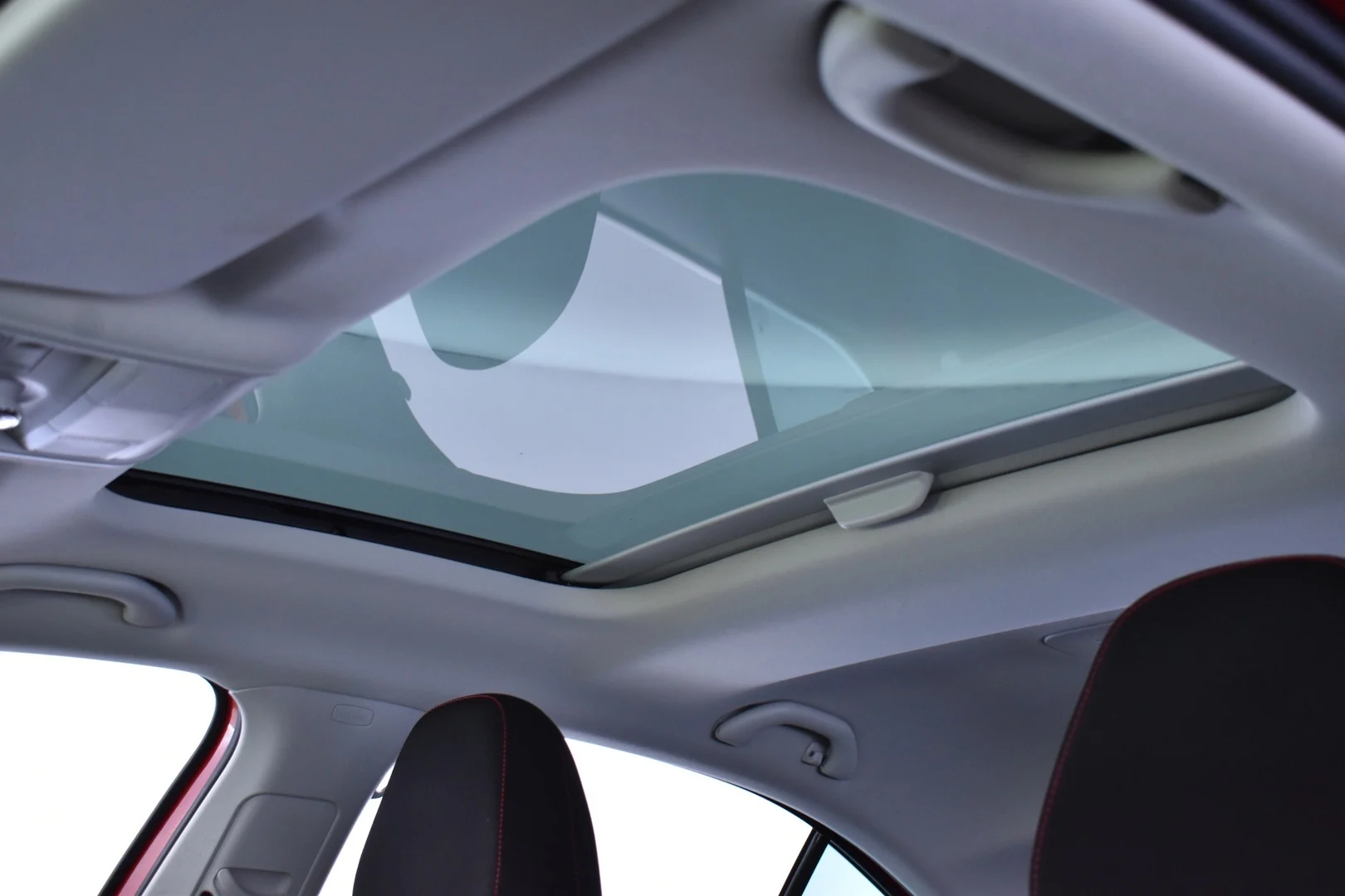 Car Image - 2ihd8ZiD8uXqcfDtDeRQYK