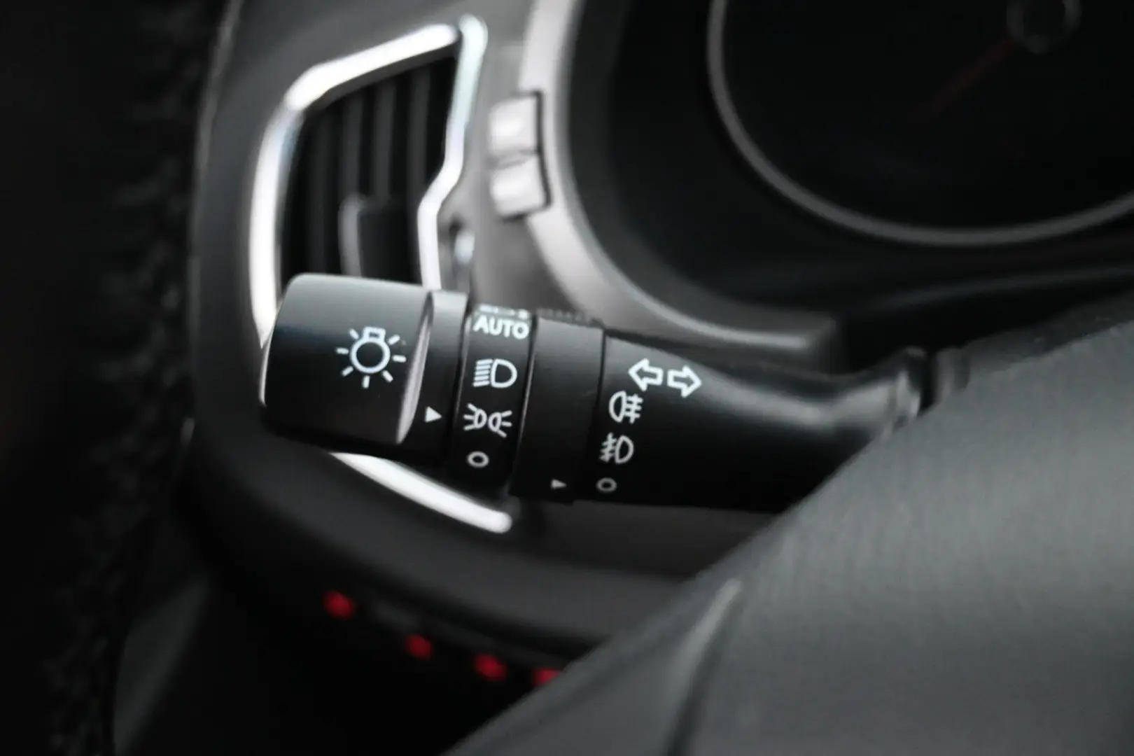 Car Image - 2tV6YnTYuB7Mad7SLGQu8l