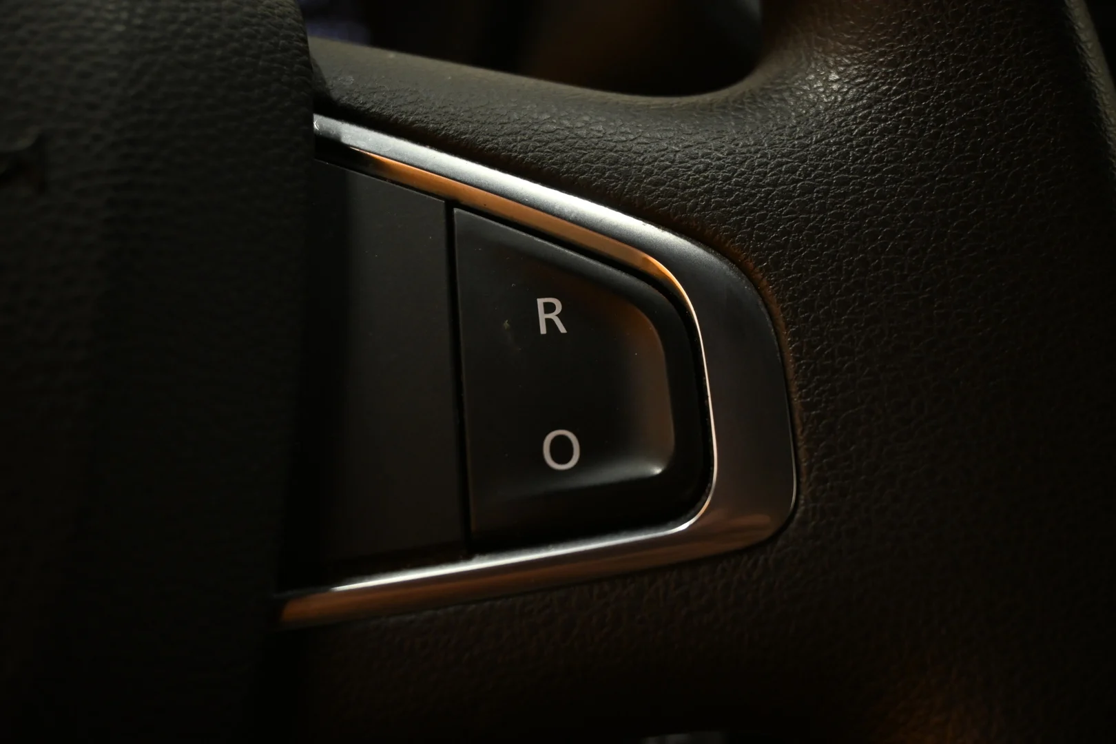 Car Image - 611UnYysxZAL6faQgQ3ple