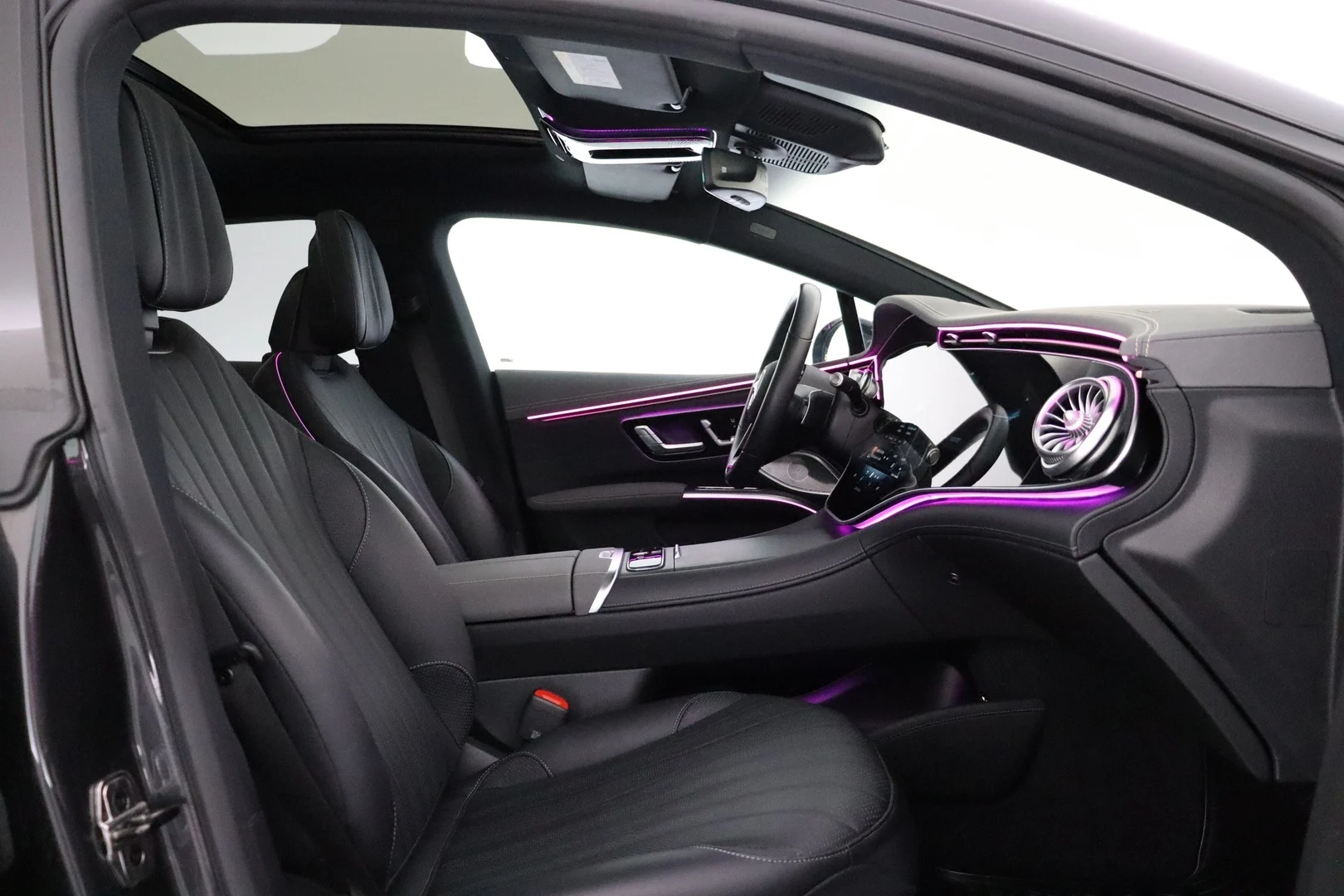 Car Image - 70bX6ItQLHYBO6BdpSjqPW